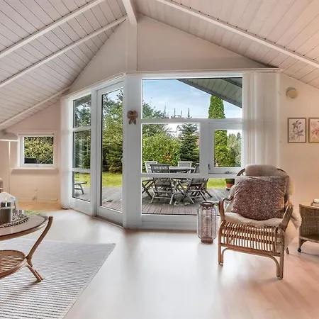 Lirim - 400m From The Sea By Interhome * Bøtø By