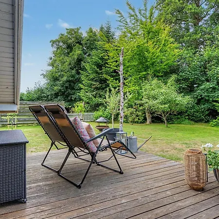 Lirim - 400m From The Sea By Interhome *