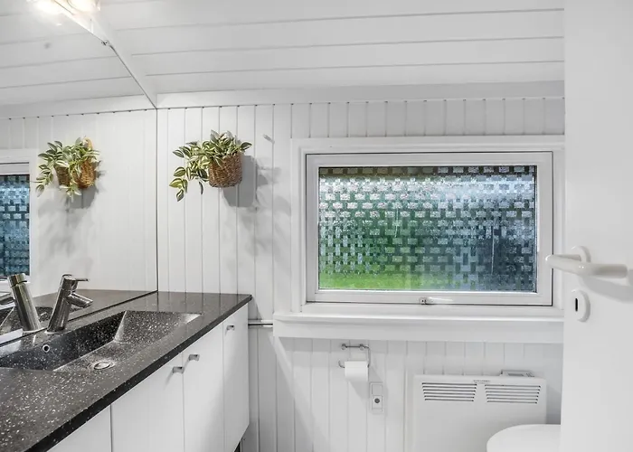 Lirim - 400m From The Sea By Interhome 別荘